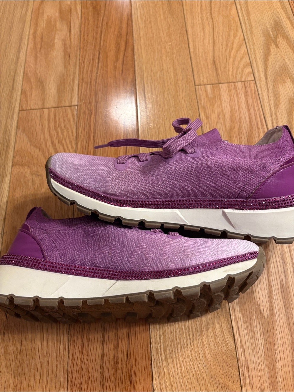 Kenneth Cole Reaction  Kuest Sneakers